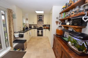 Kitchen/Diner- click for photo gallery
